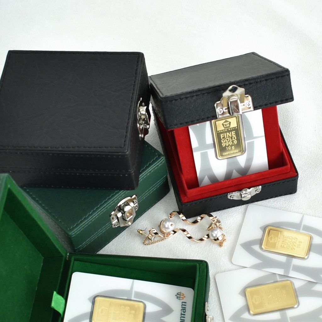 Gambar kotak penyimpanan emas Antam dan perhiasan ukuran kecil